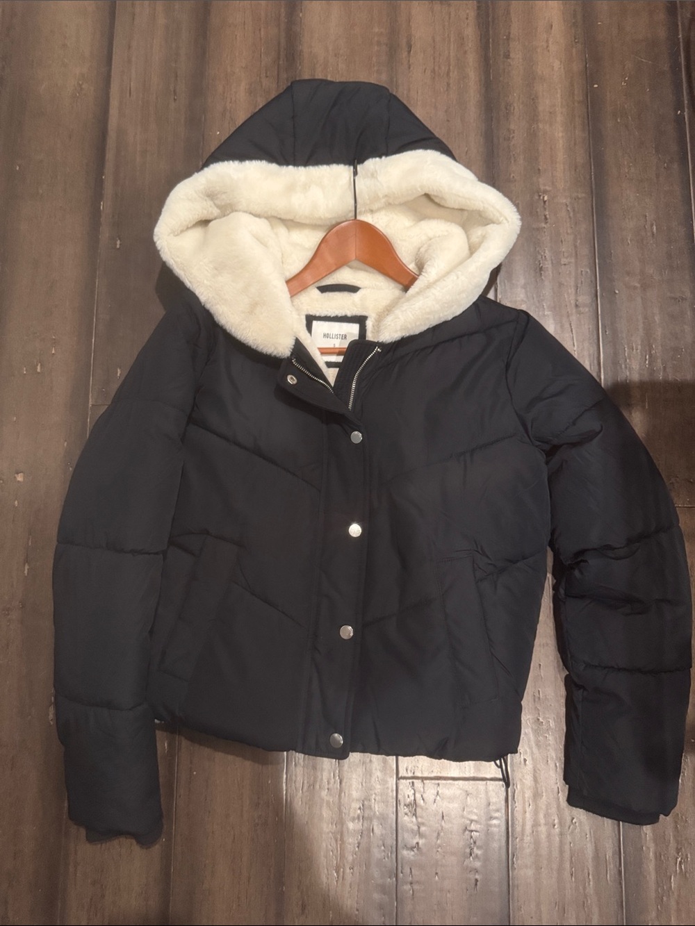 Black Hollister hooded Puffer Jacket with Faux Sherpa Lining small coat